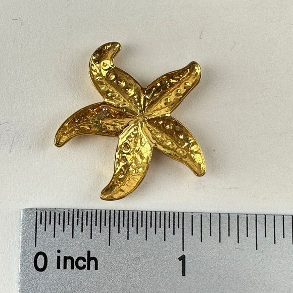 Starfish Earrings Gold Tone - Picture 2 of 2